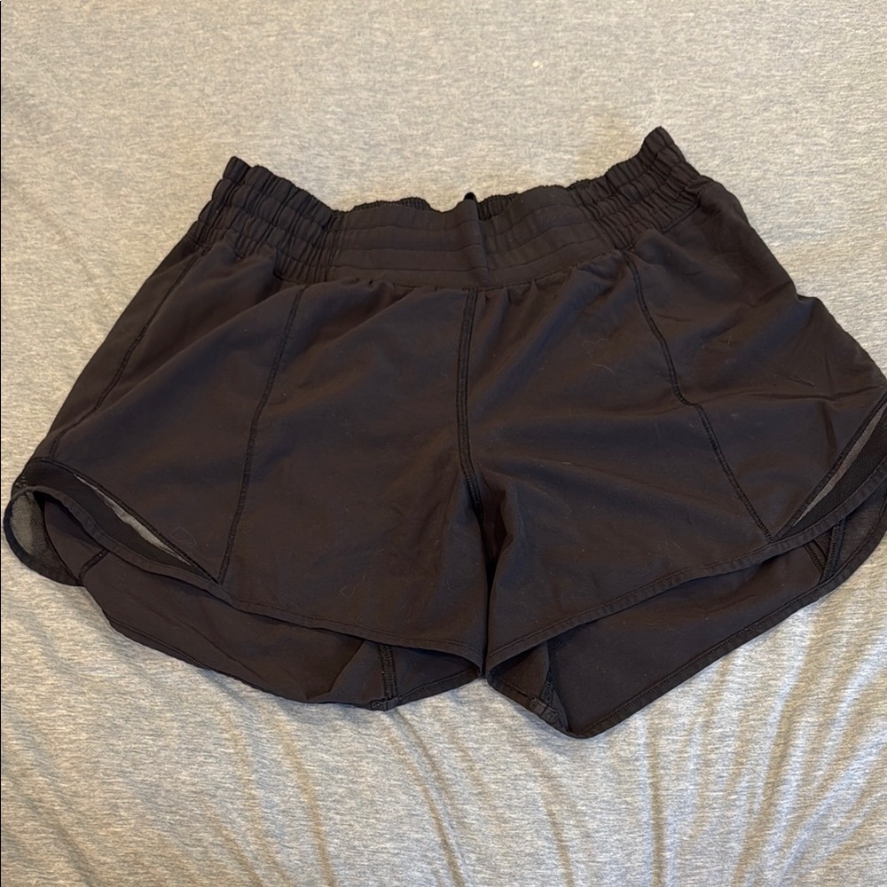 Lululemon Black hotty hot shorts